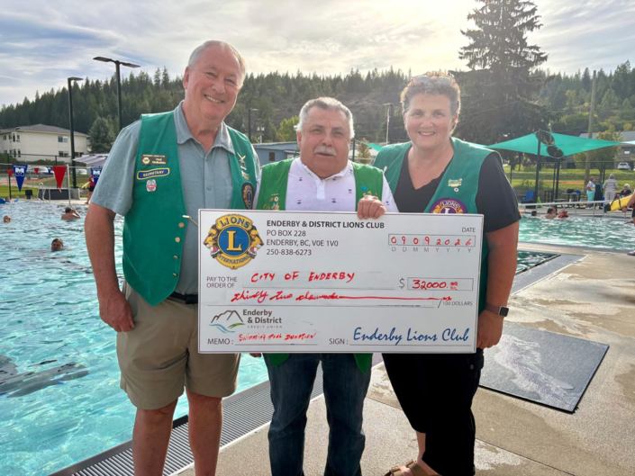 Enderby-Pool-Celebration-3